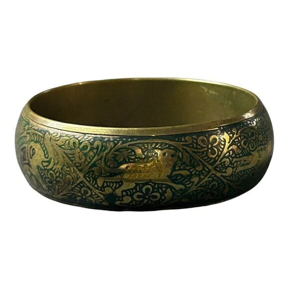 Vintage Brass Bangle Bracelet Etched Elephant  Tiger Green Enamel Made In India‎ - Picture 2 of 14